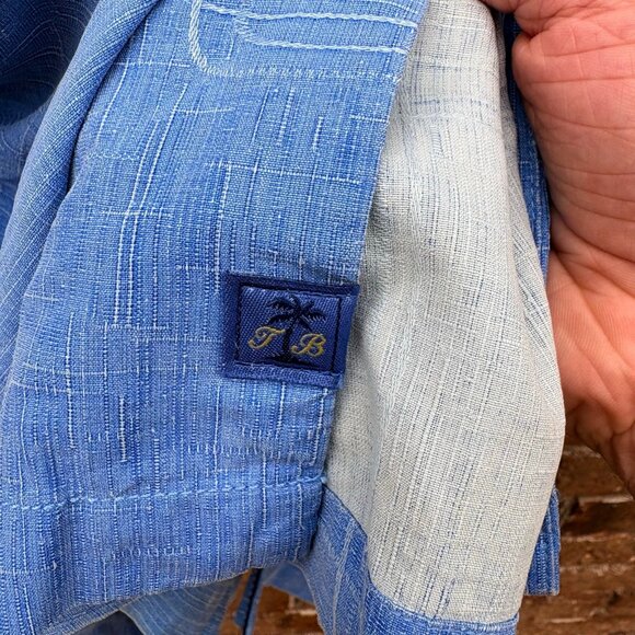 Blue Pattern Tommy Bahama Silk Button Shirt XL - Picture 3 of 6